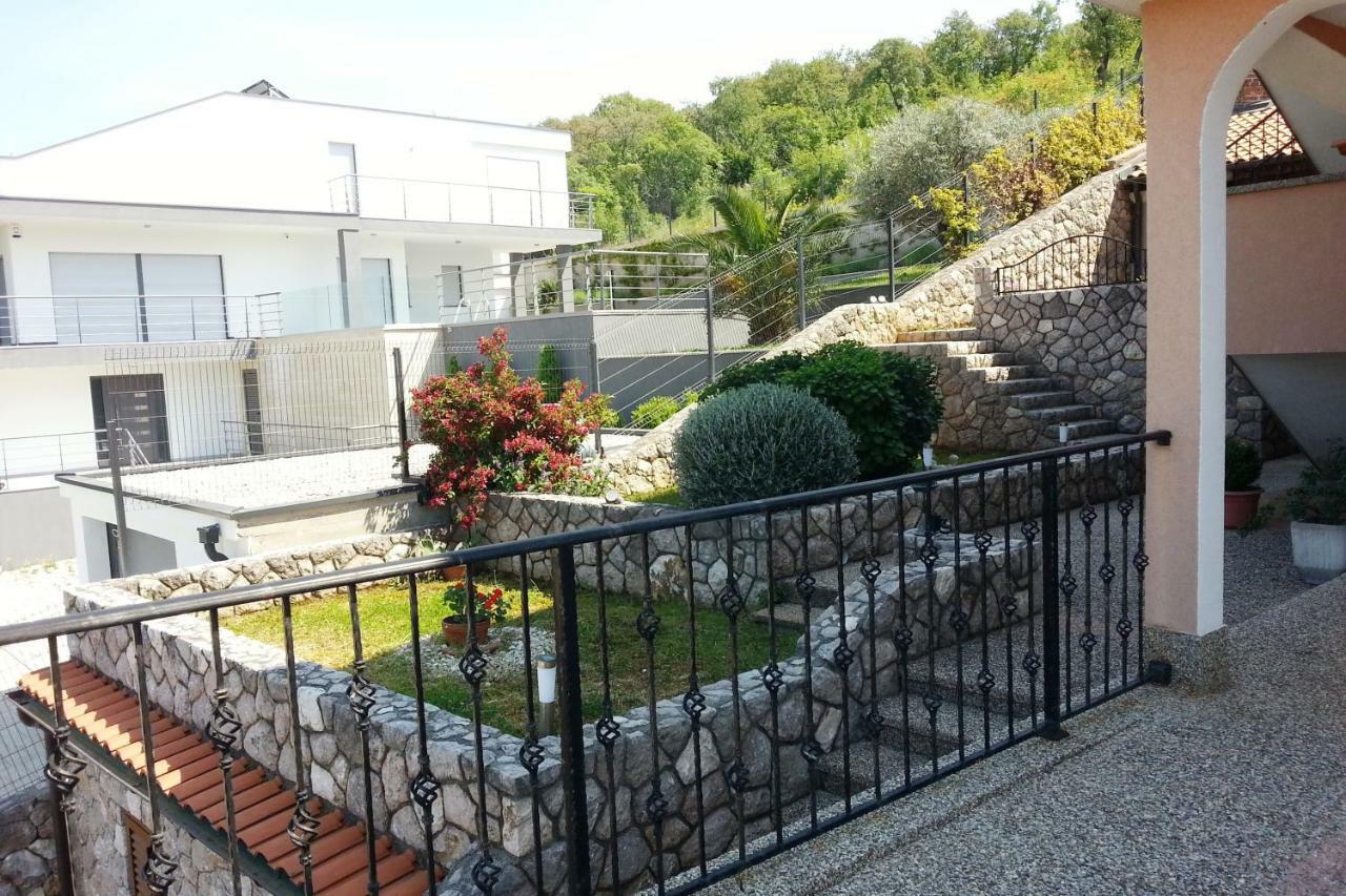 Guarda Alla Vita Njivice Exteriér fotografie